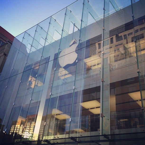 Only In Boston on X: Apple Store Boylston Street opened fourteen years ago  today as the largest Apple store in the United States. 🍎   / X