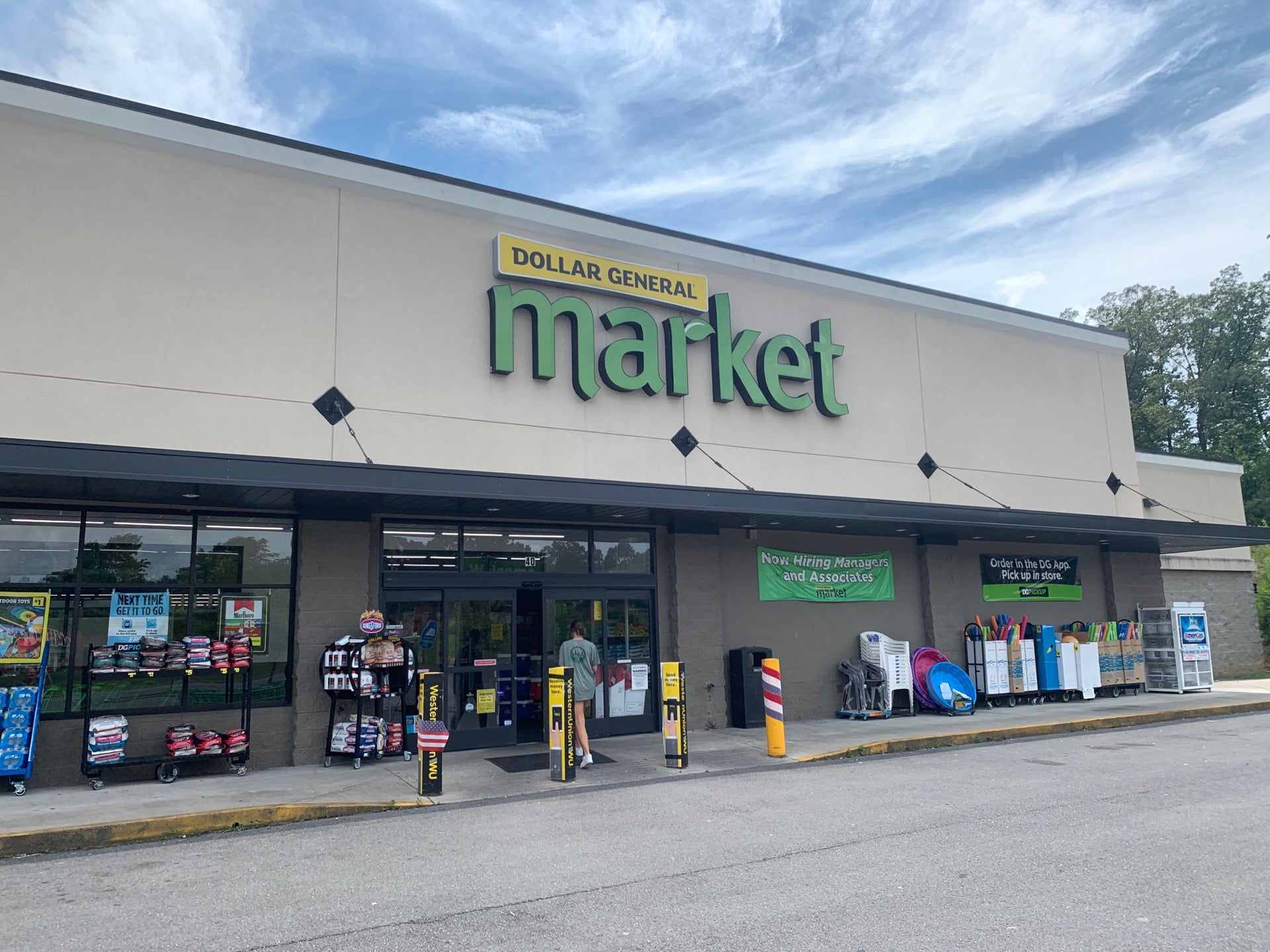 Dollar General Market Store