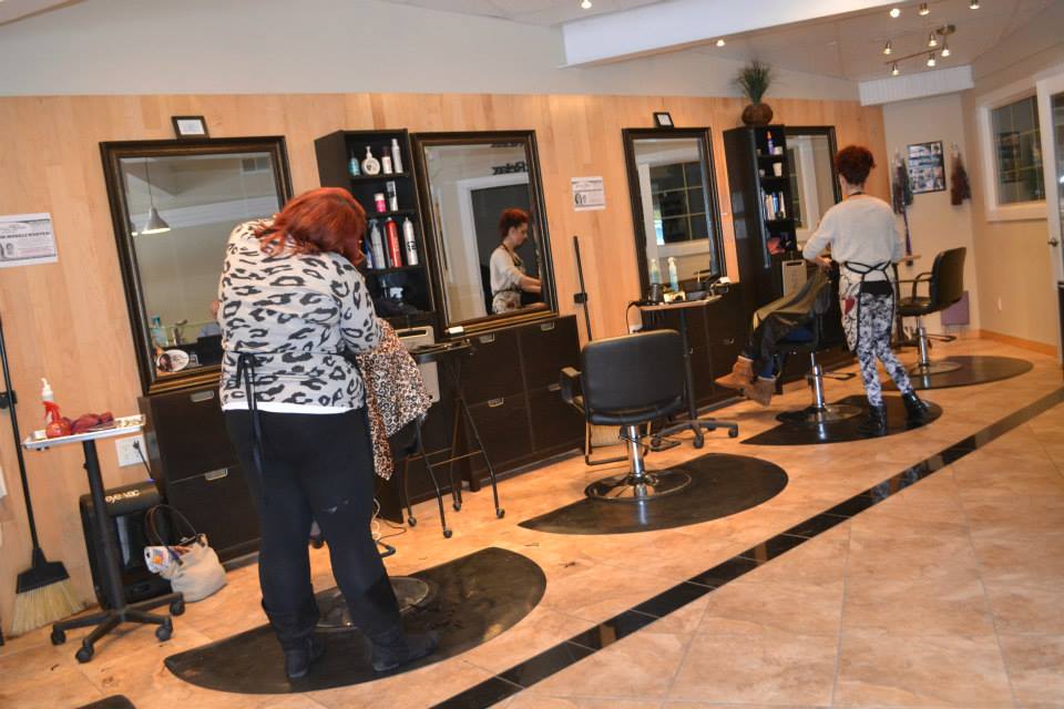 Defining Moments Salon, 344 Middlebury Rd, Middlebury, Town of, CT