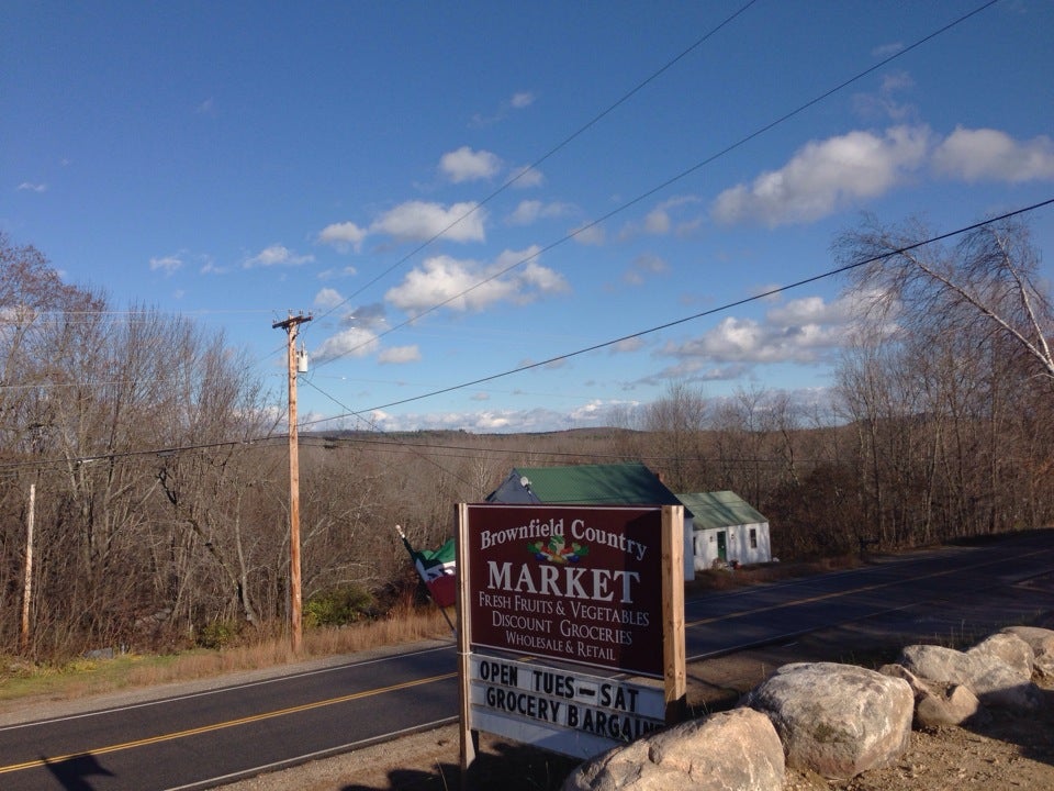 Brownfield Country Market, 1 Birch Ln, Brownfield, ME, Grocery stores
