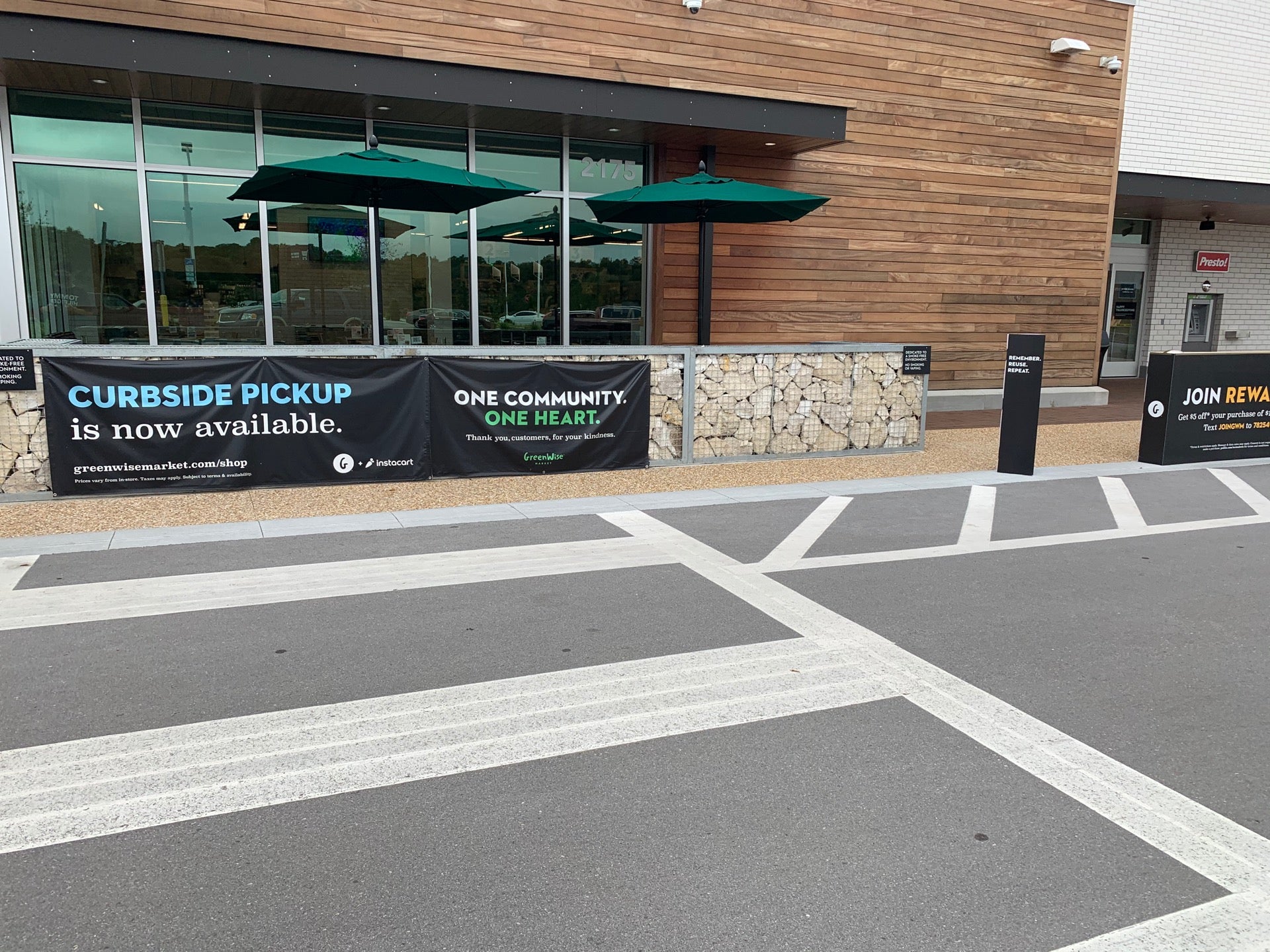 GreenWise Market Odessa, 2175 Sembler Dr, Odessa, FL, Grocery Stores