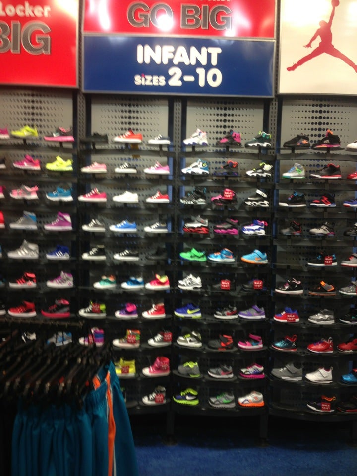 Kids Foot Locker - Shoe Store