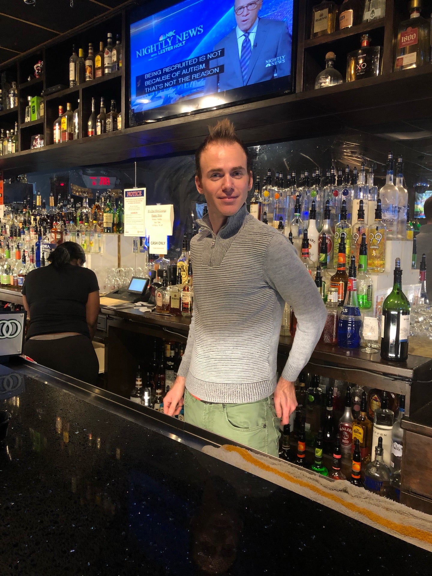 B’s Que Shot Lounge