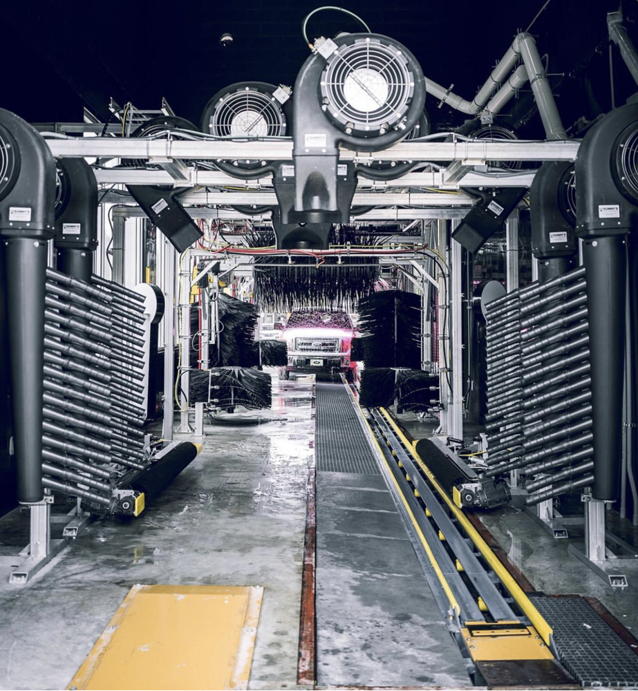 El Car Wash Palmetto Bay, 16001 SW 95th Ave 160th &, Miami, FL, Car