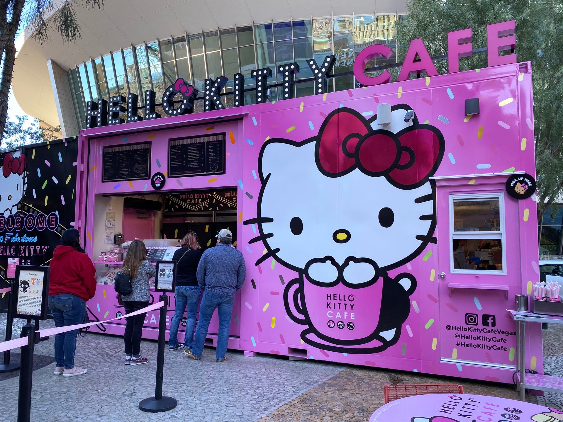 HELLO KITTY CAFE - 2414 Photos & 682 Reviews - 3778 Las Vegas Blvd