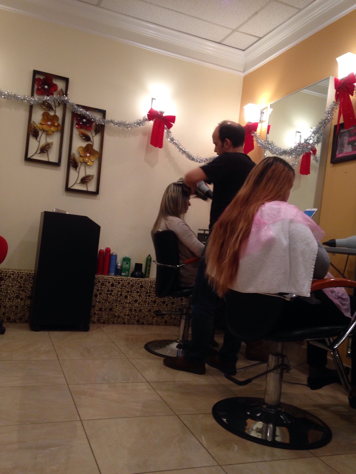 Hello Beautiful Beauty Salon
