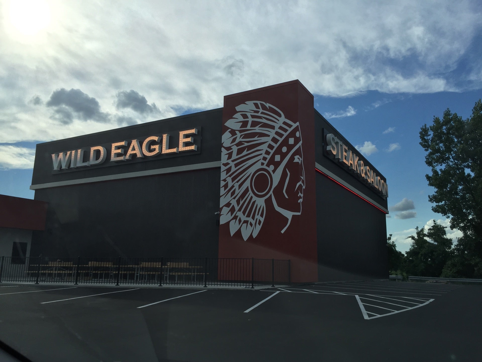 Wild Eagle, 5001 E Royalton Rd, Broadview Heights, OH, Eating places
