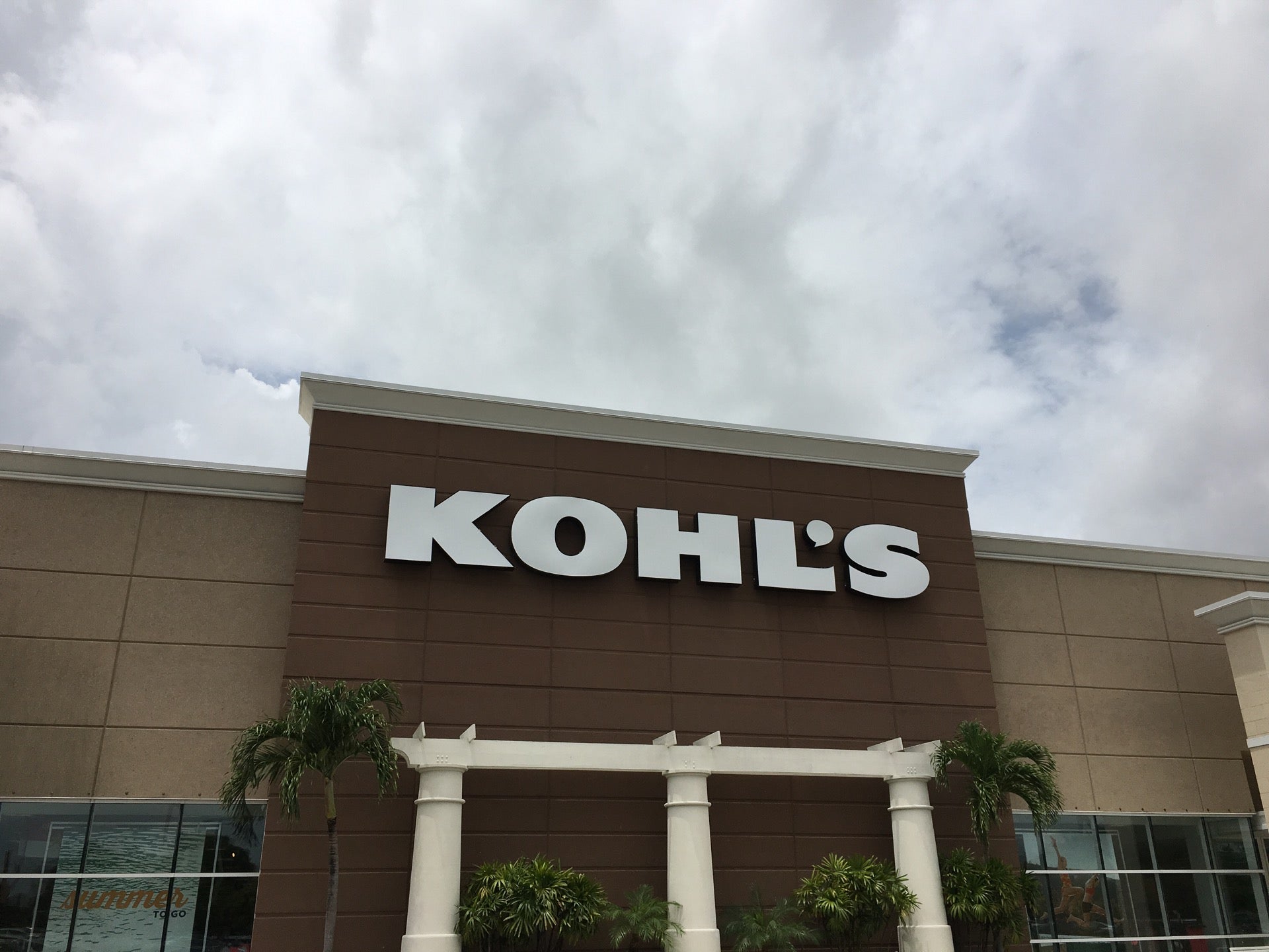 Kohl's, 7143 Narcoossee Rd, Orlando, FL, Clothing Retail - MapQuest