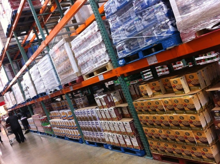 Costco Gas, 1 Westchester Ave, Port Chester, NY, Warehouse club stores