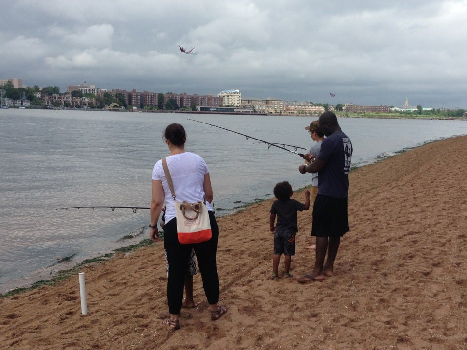 Raritan Bay Beach, 2 2nd St, Perth Amboy, NJ - MapQuest