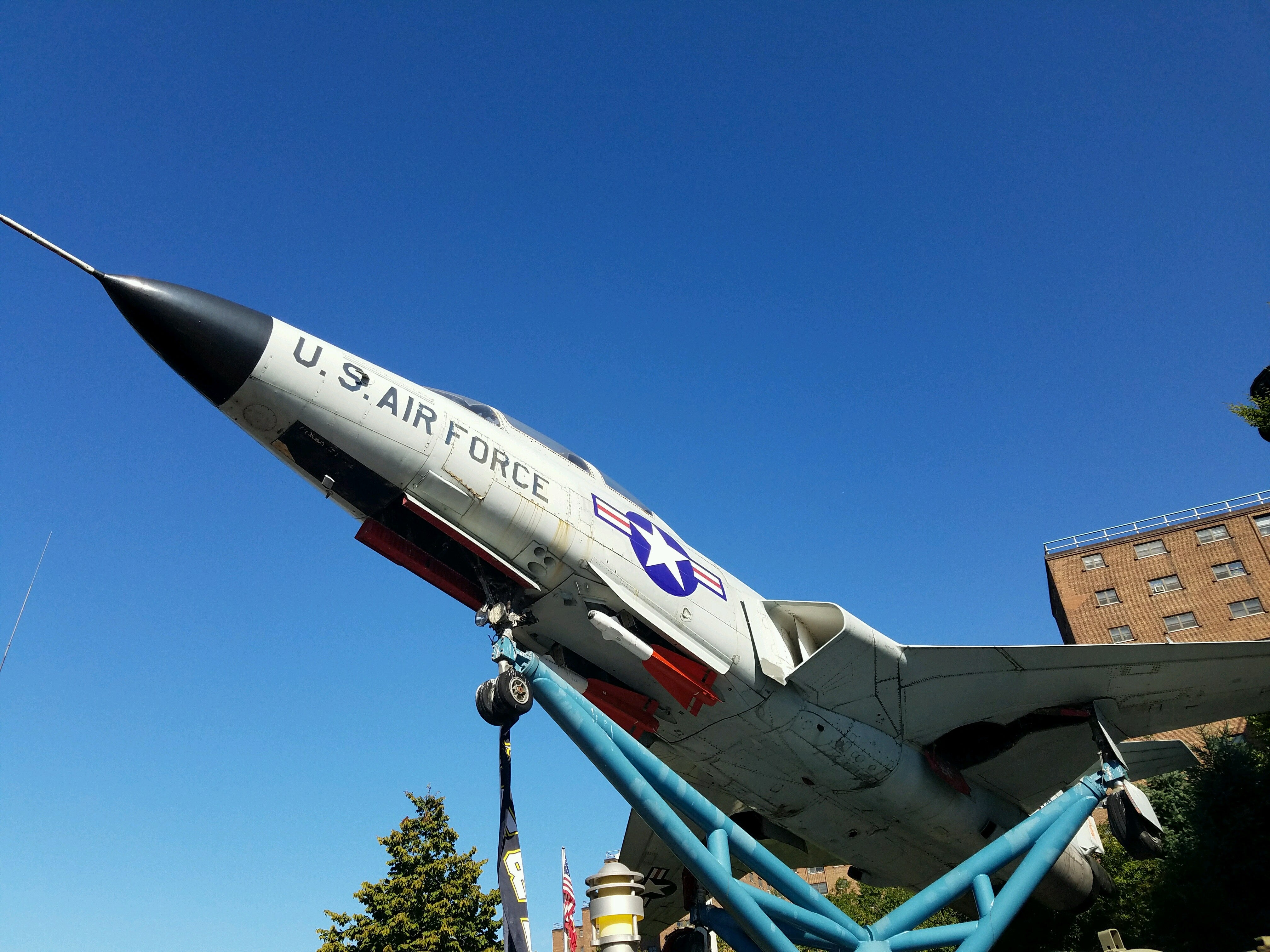 uss-little-rock-1-naval-park-cv-buffalo-ny-monuments-mapquest