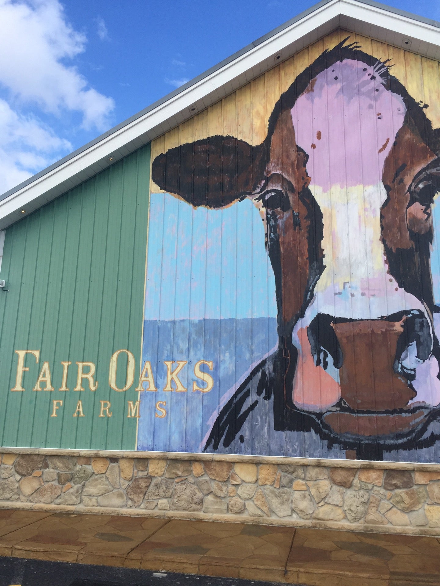 Fair Oaks Farm Ice Cream, Cheese, and Gift Shop, 856 N 600 E, Fair Oaks