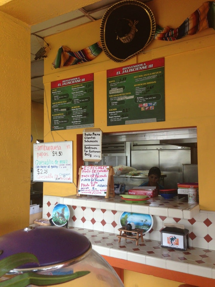 Tacos El Jaliscience, 300 E Lake Ave, Watsonville, CA MapQuest