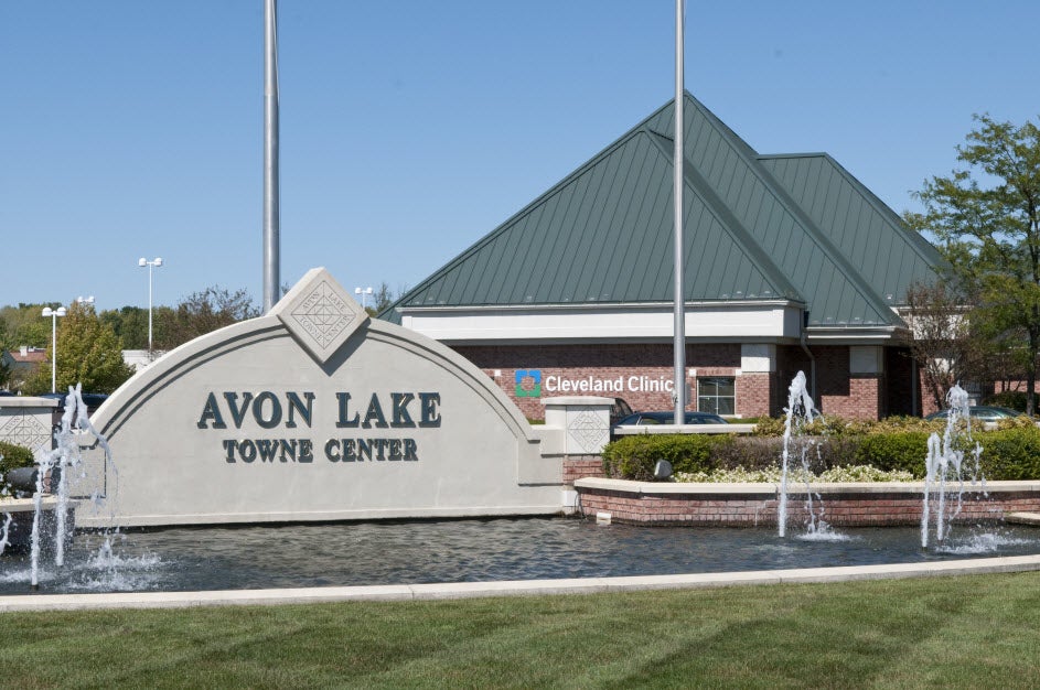 Cleveland Clinic Dermatology and Plastic Surgery Institute, 450 Avon