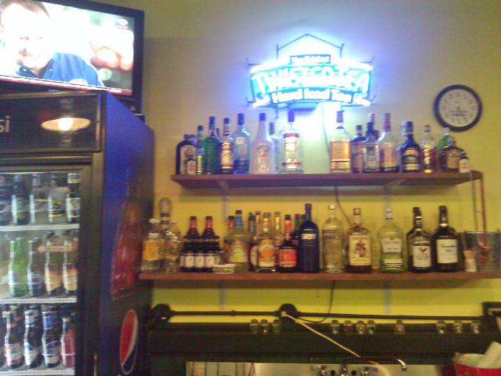 The Back Alley Bar & Restaurant, 15 Hildreth St, Bangor, ME, Bars