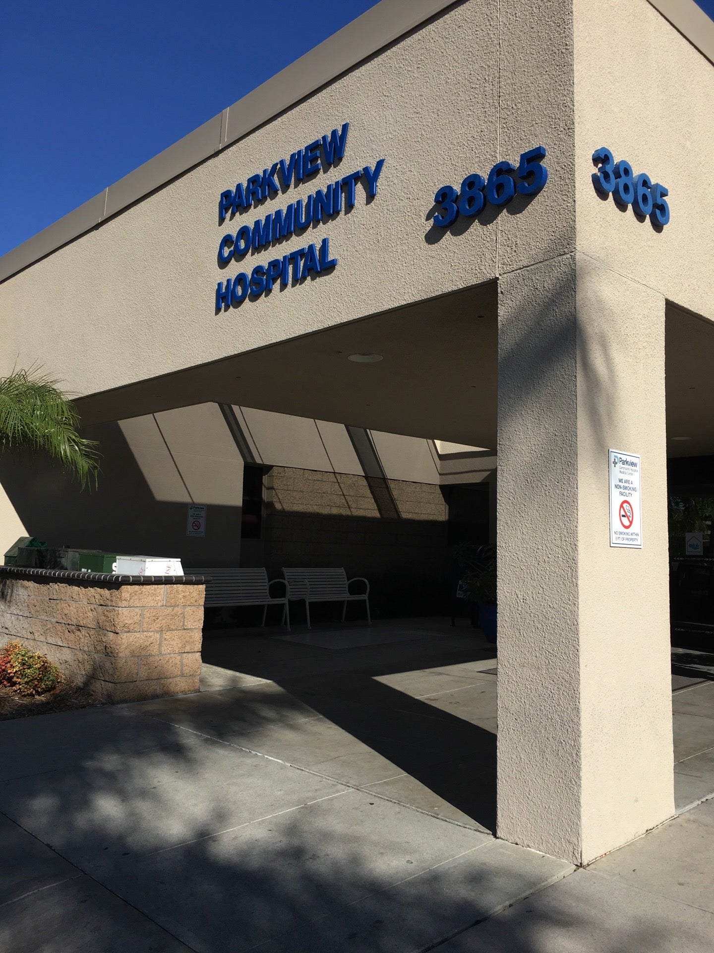 Parkview Community Hospital Medical Center, 3865 Jackson St, Riverside