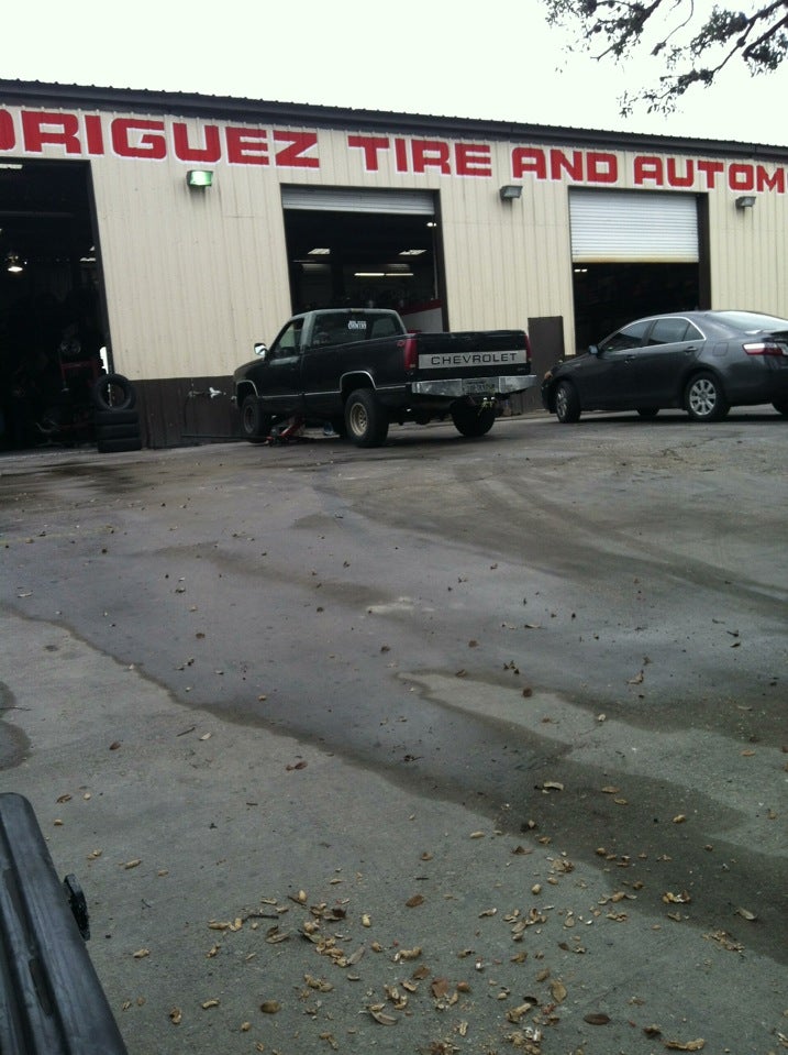 Rodriguez Tire & Muffler