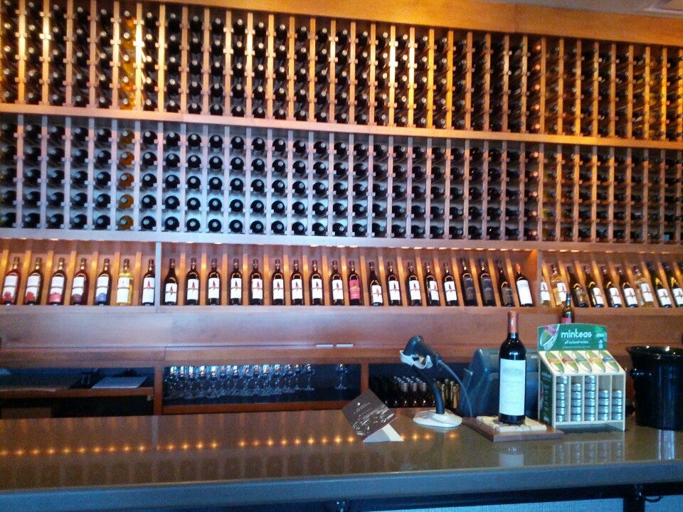 Cooper's Hawk Winery & Restaurant Indianapolis, 3815 E 96th St