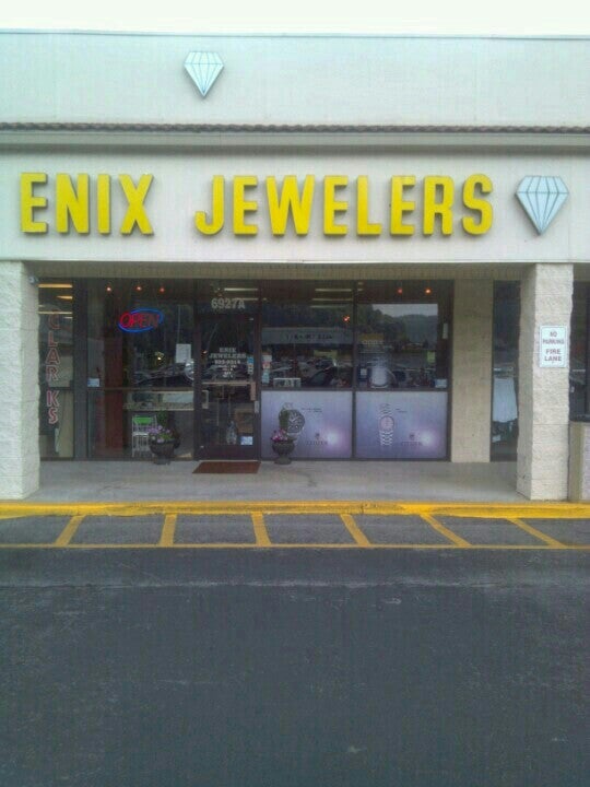 Jewelers near me on sale open