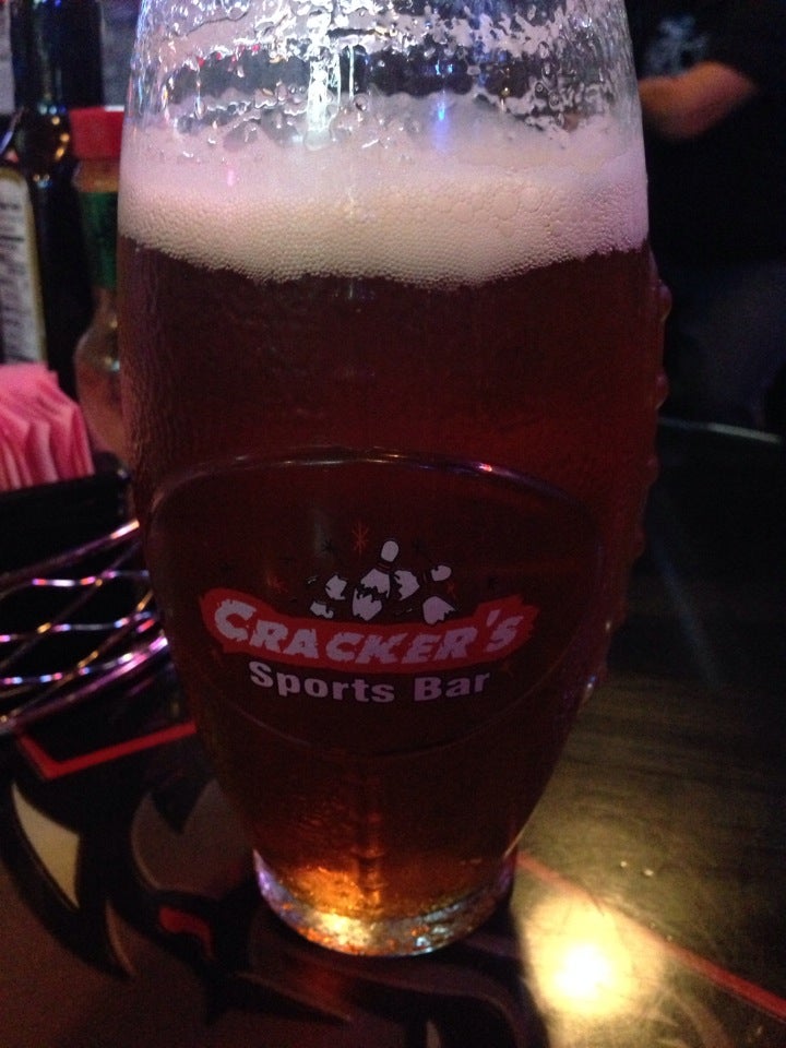 Crackers' Sports Bar, 3704 E Main St, Farmington, NM, Eating places