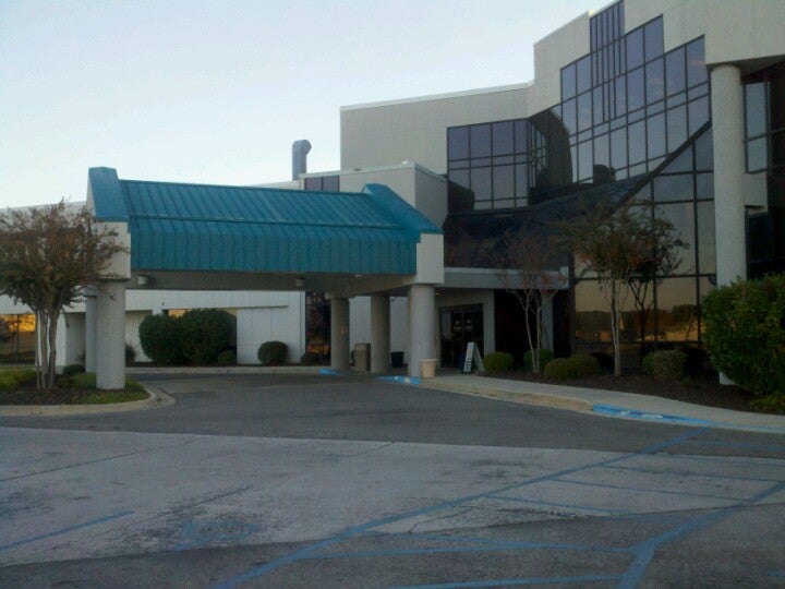 Parkway Medical Center, 1874 Beltline Rd SW, Decatur, AL, Doctors