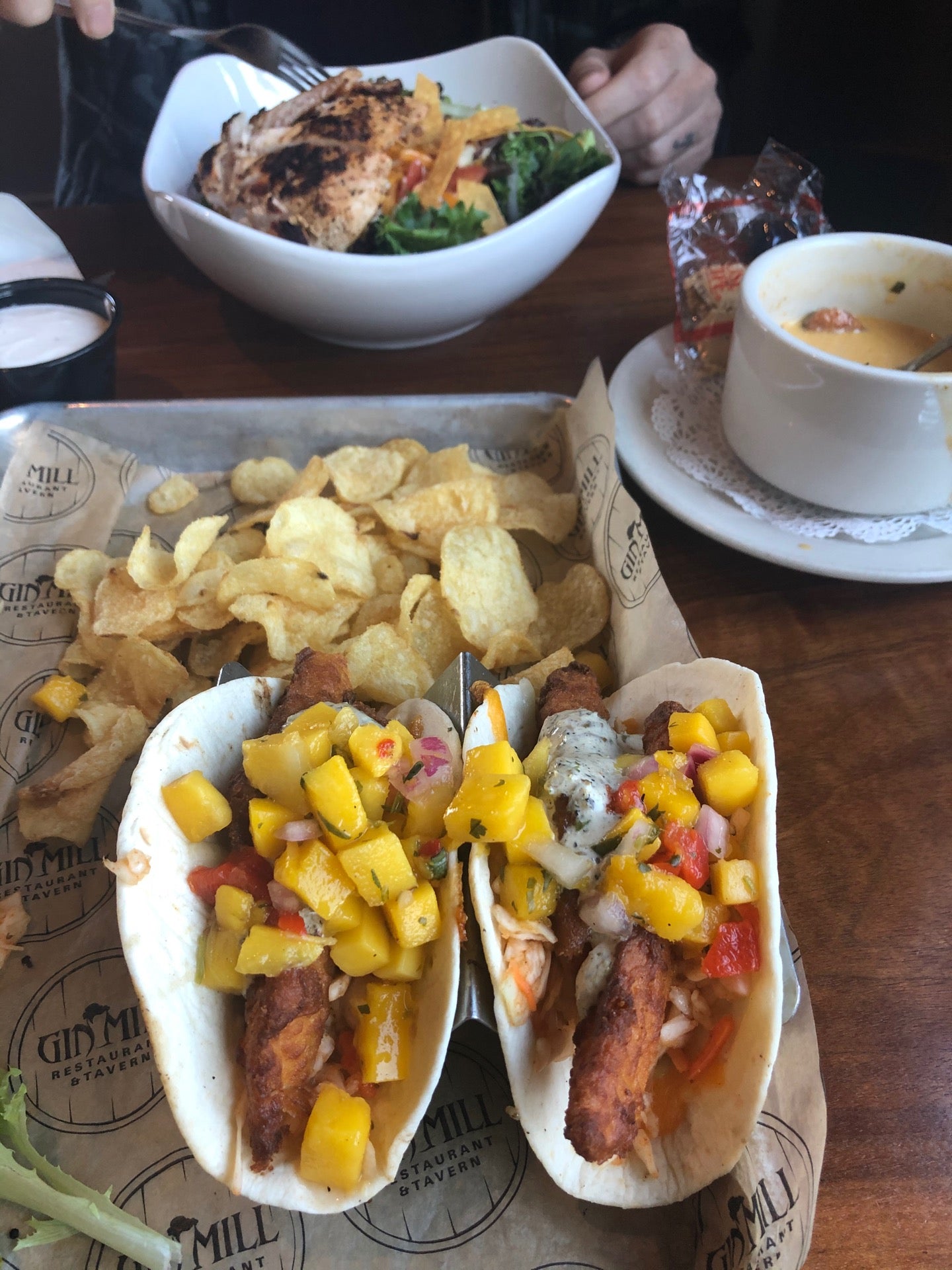 Lebanon Gin Mill, 324 E Cumberland St, Lebanon, PA, Eating places