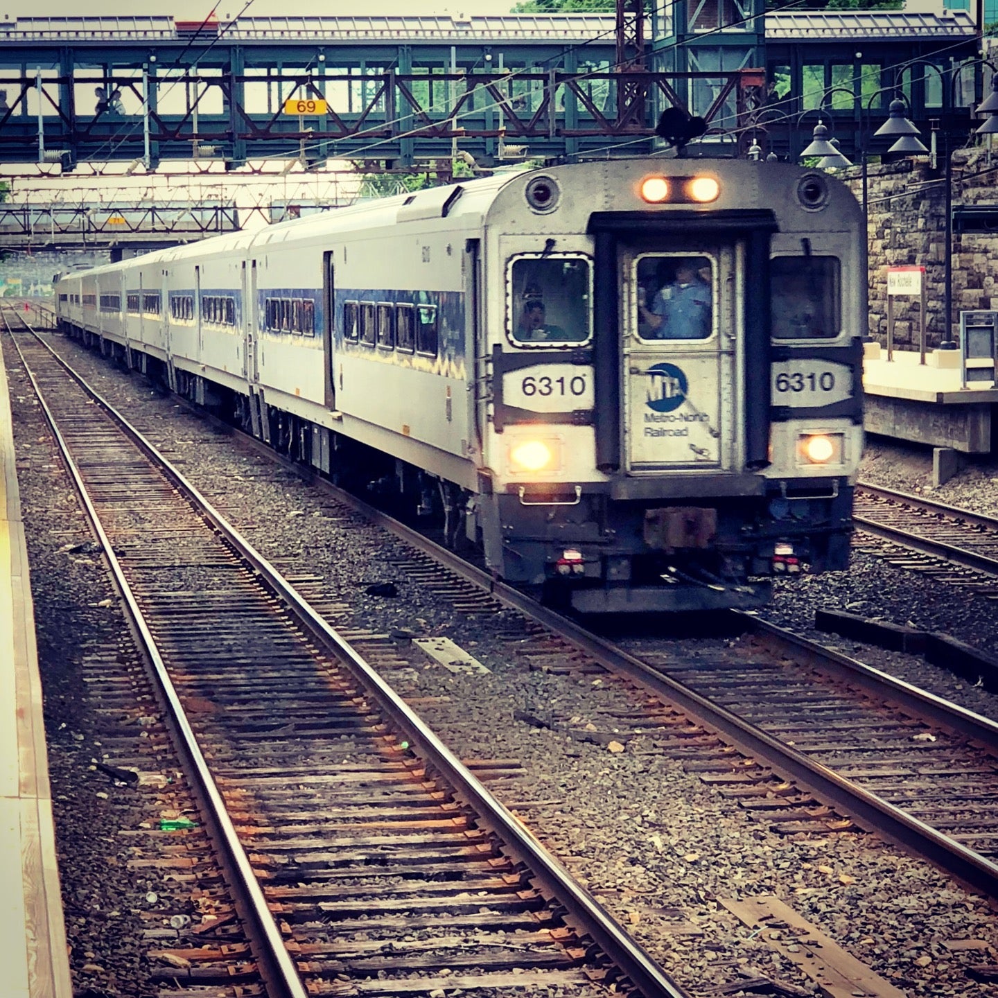 Station Plaza North, New Rochelle, NY, Commuter Rail Stations MapQuest