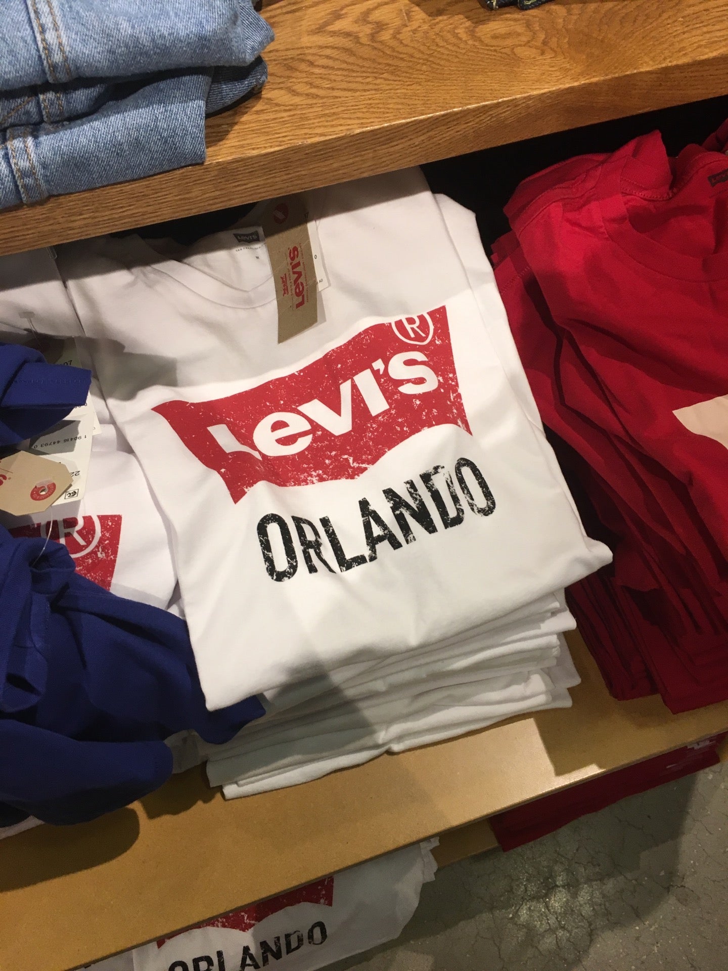 Levi's Outlet Store, 8200 Vineland Ave, Ste 1589, Orlando, FL, Clothing  Retail - MapQuest
