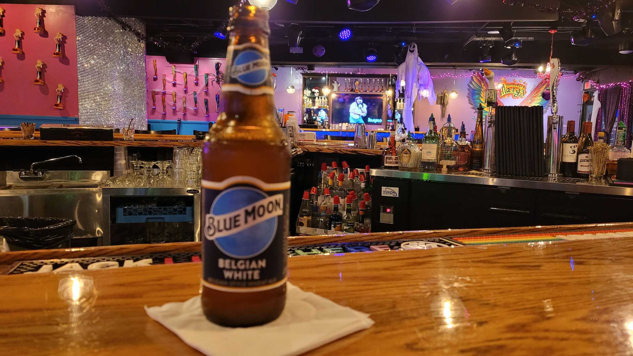 Hamburger Mary's Fort Lauderdale, 2426 Wilton Dr, Wilton Manors, FL