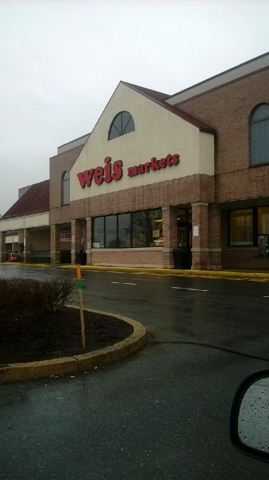 Weis Markets, 1700A Fruitville Pike, Lancaster, PA, Retail bakeries -  MapQuest