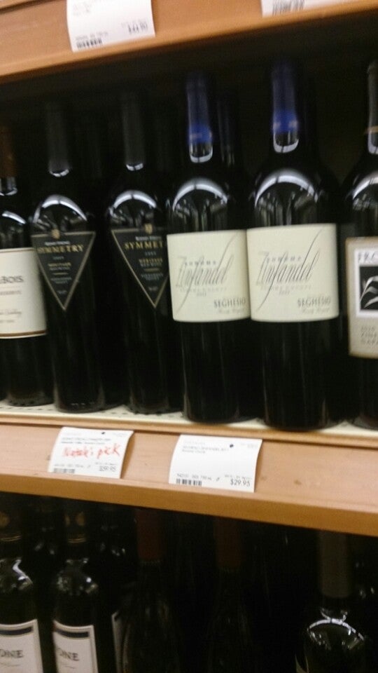 LCBO, 1980 Bank St, Ottawa, ON MapQuest