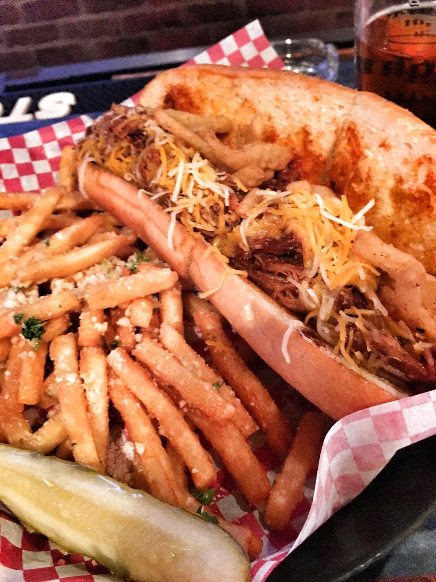 Shucks Tavern and Oyster Bar, 7155 N Durango Dr, Las Vegas, NV, Eating