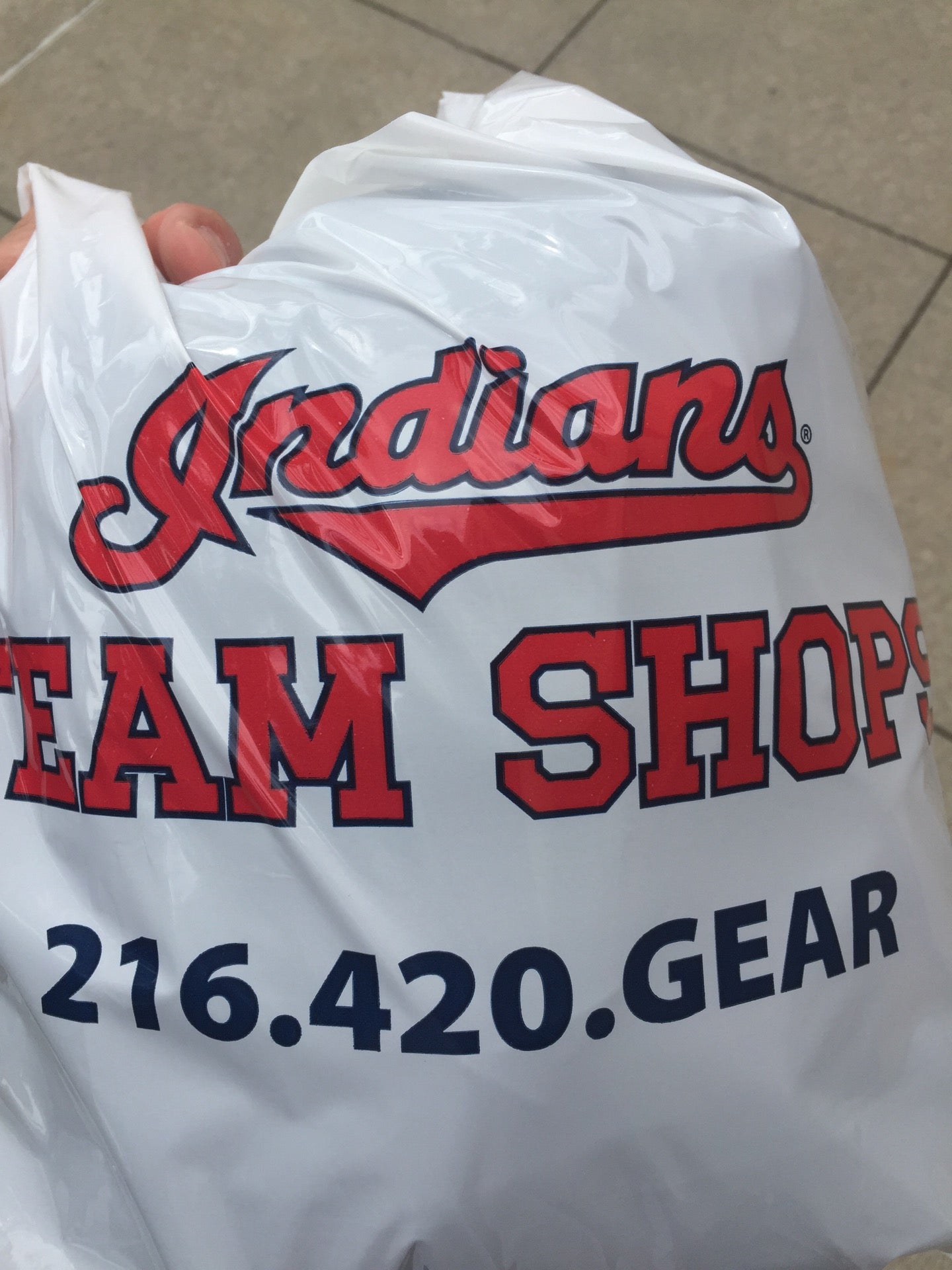 CLEVELAND INDIANS TEAM SHOP - 11 Photos - 2401 Ontario St