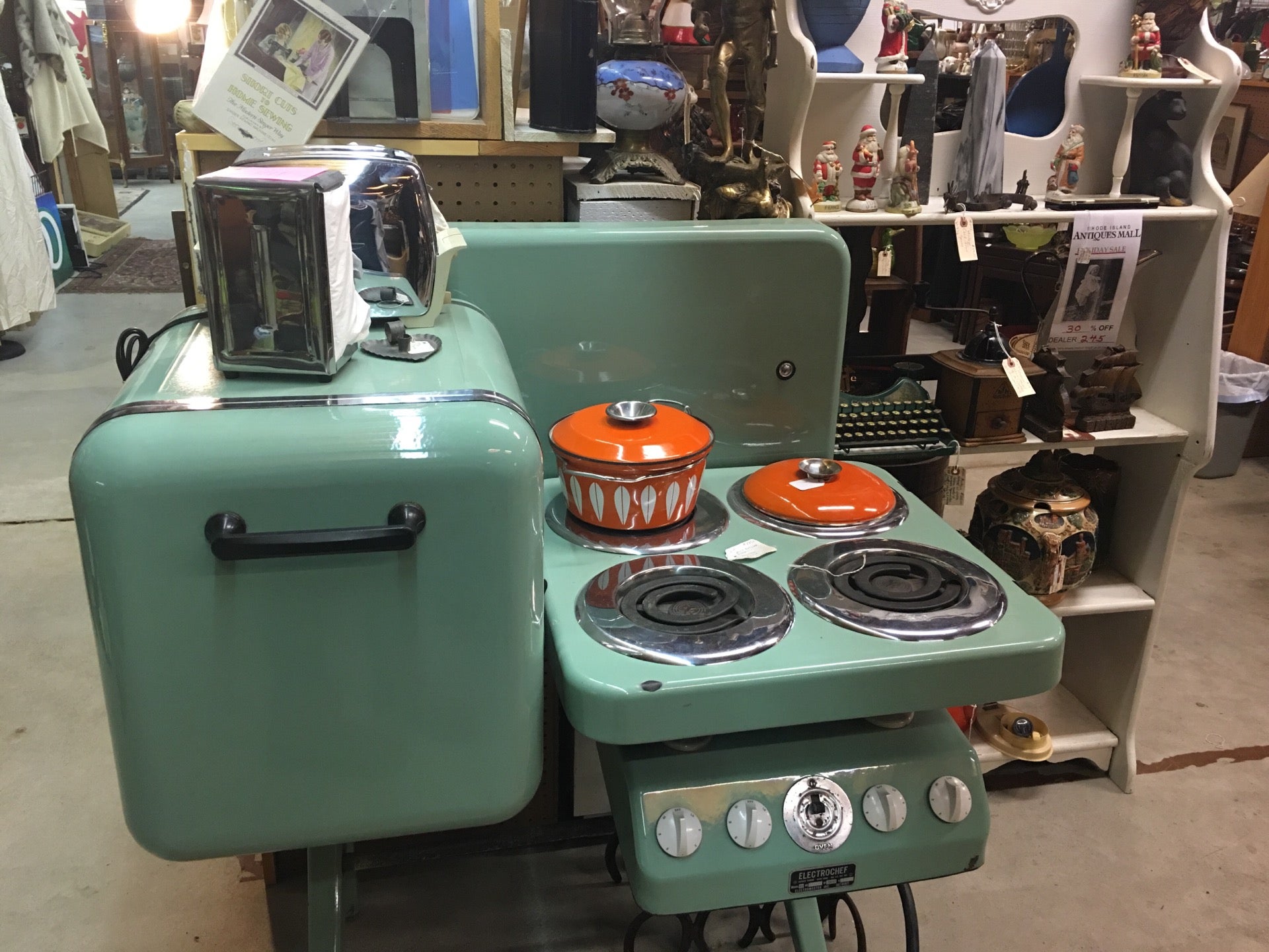 Electrochef: All-in-One Vintage Kitchen Appliance Set