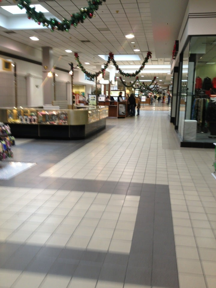 Staunton Mall Cinemas 6 CLOSED, 90 Lee Jackson Hwy, Ste 196, Staunton