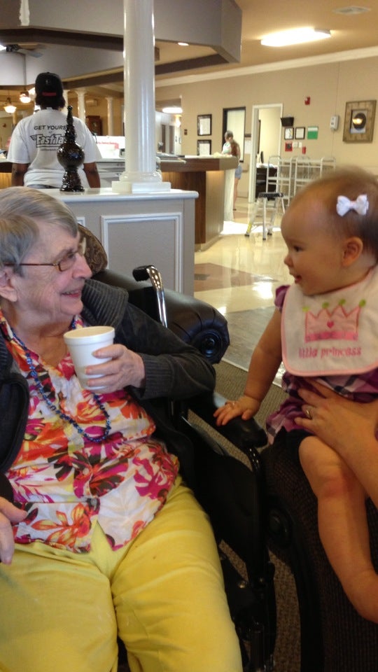 Cedar Bayou Nursing & Rehabilitation Center, 2000 W Baker Rd, Baytown