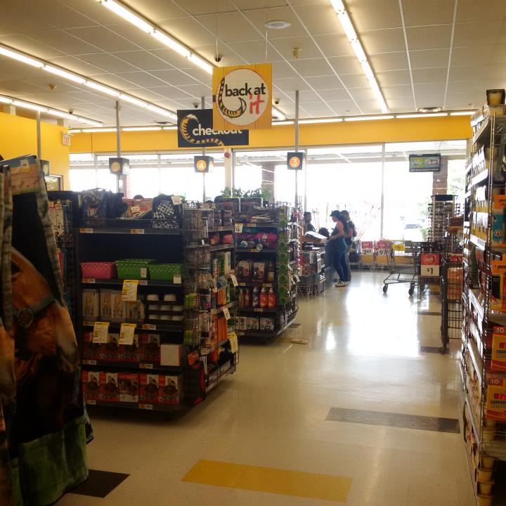 GIANT TIGER - 37 Photos - 130 Davis Drive, Newmarket, Ontario - Department  Stores - Phone Number - Yelp