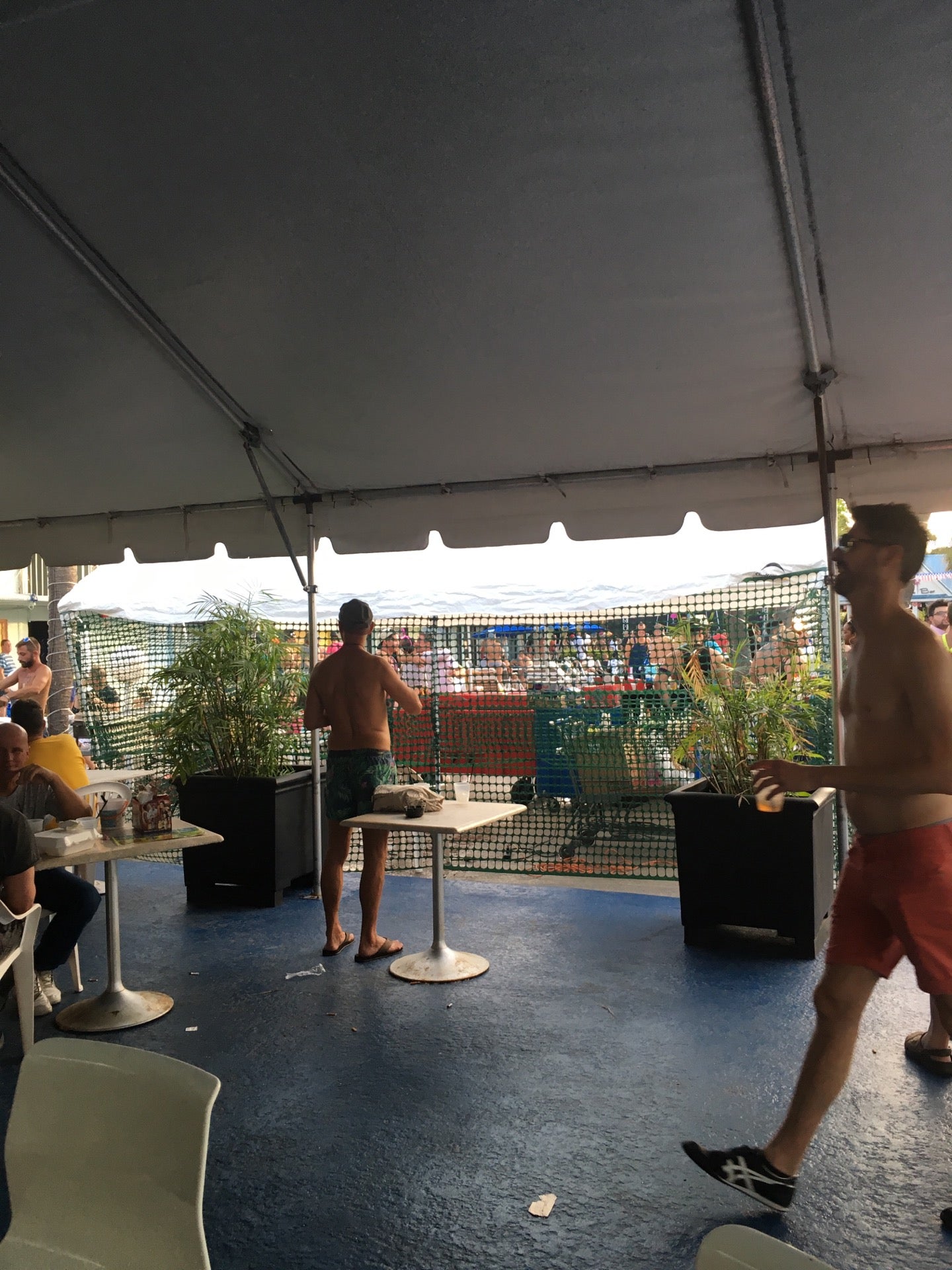 Flamingo Grill & Hurricane Cafe, 4601 34th St S, St Petersburg, FL