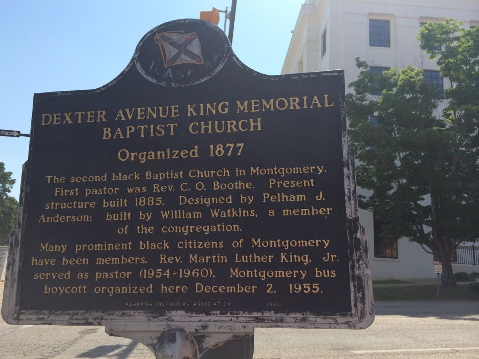 How to get to Dexter Avenue King Memorial Legacy Center in Montgomery by  Bus?