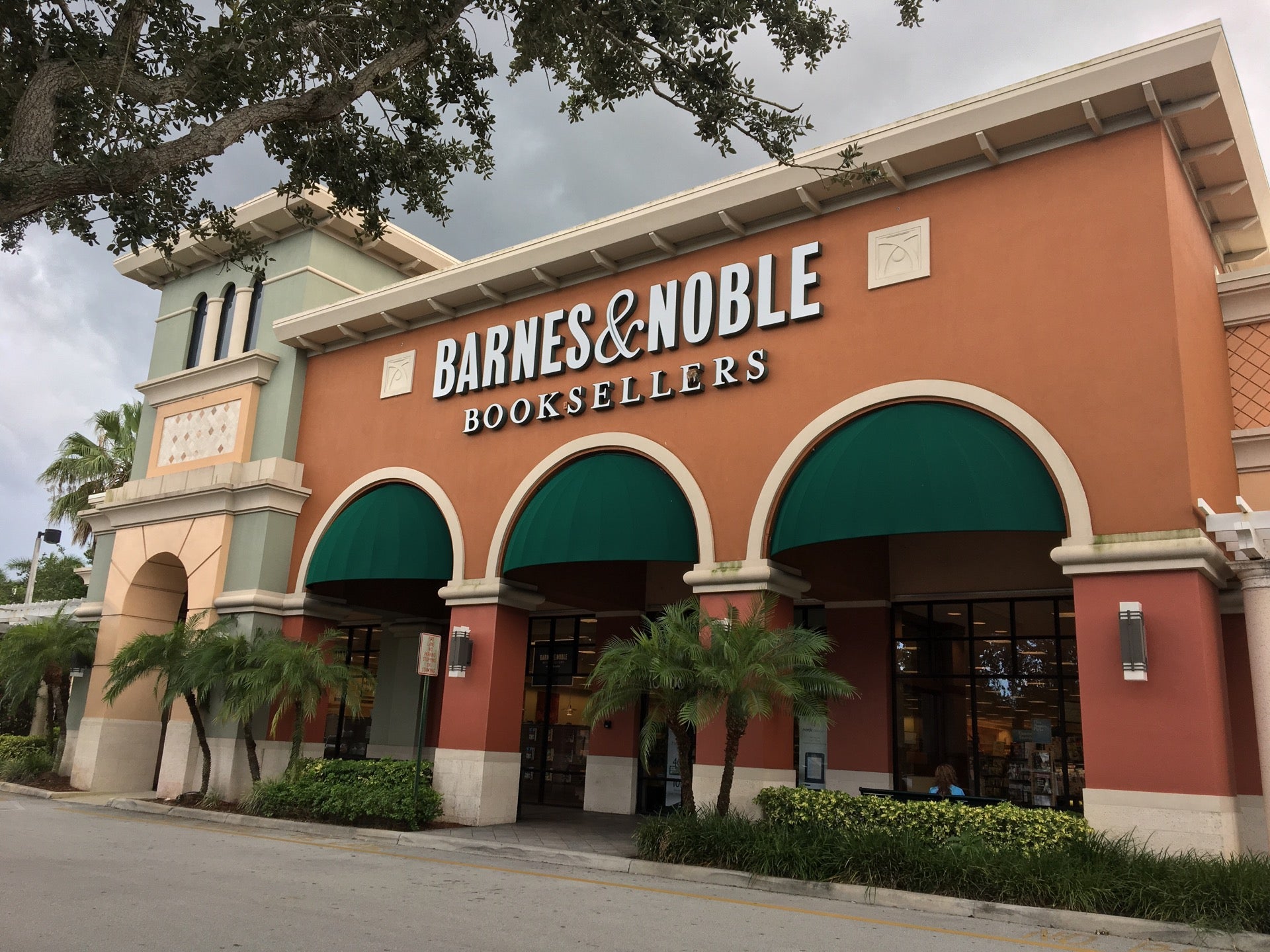 Barnes Noble Booksellers 10500 Forest Hill Blvd Wellington FL