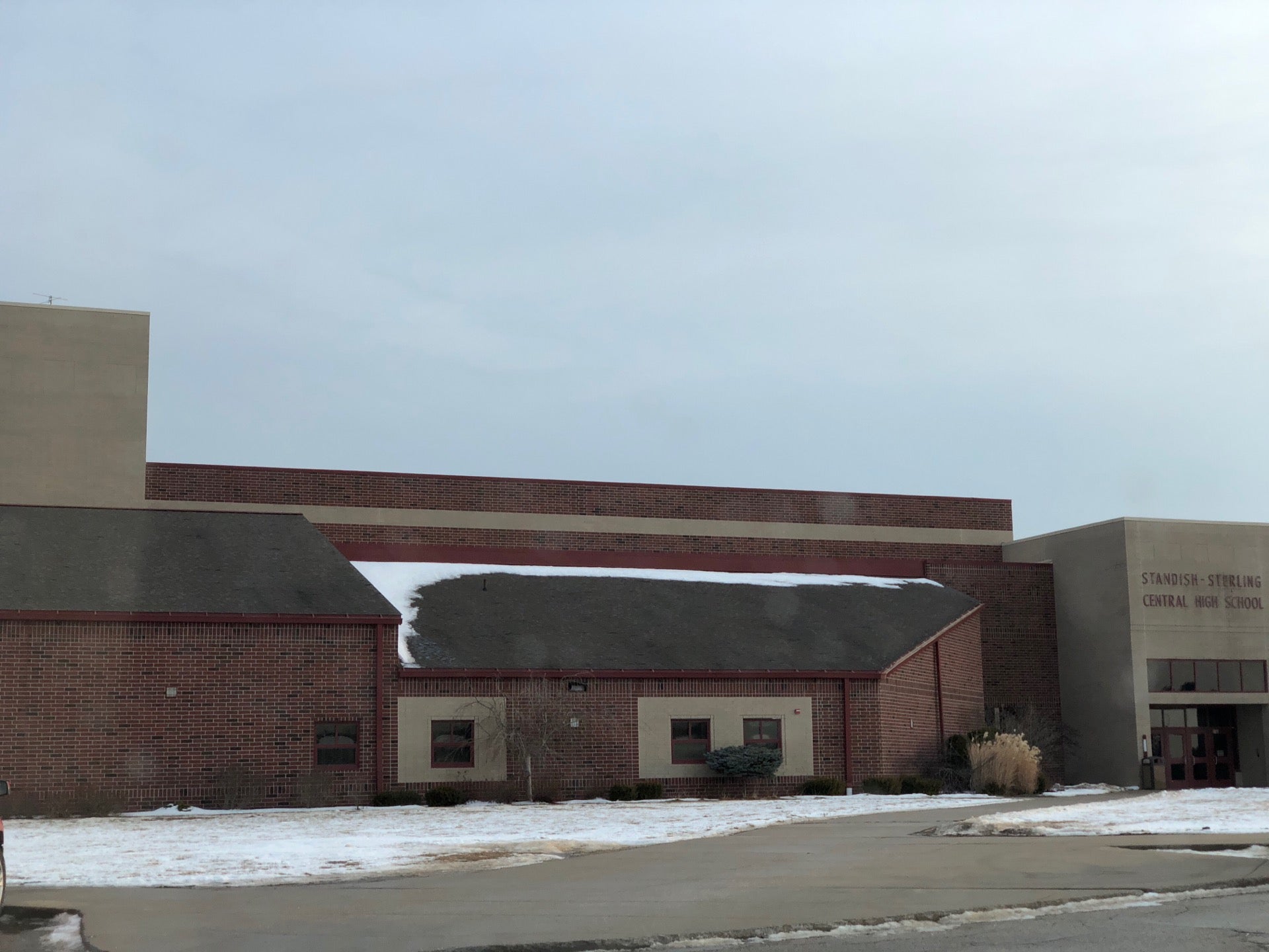 standish-sterling-high-school-2401-grove-street-rd-standish-mi