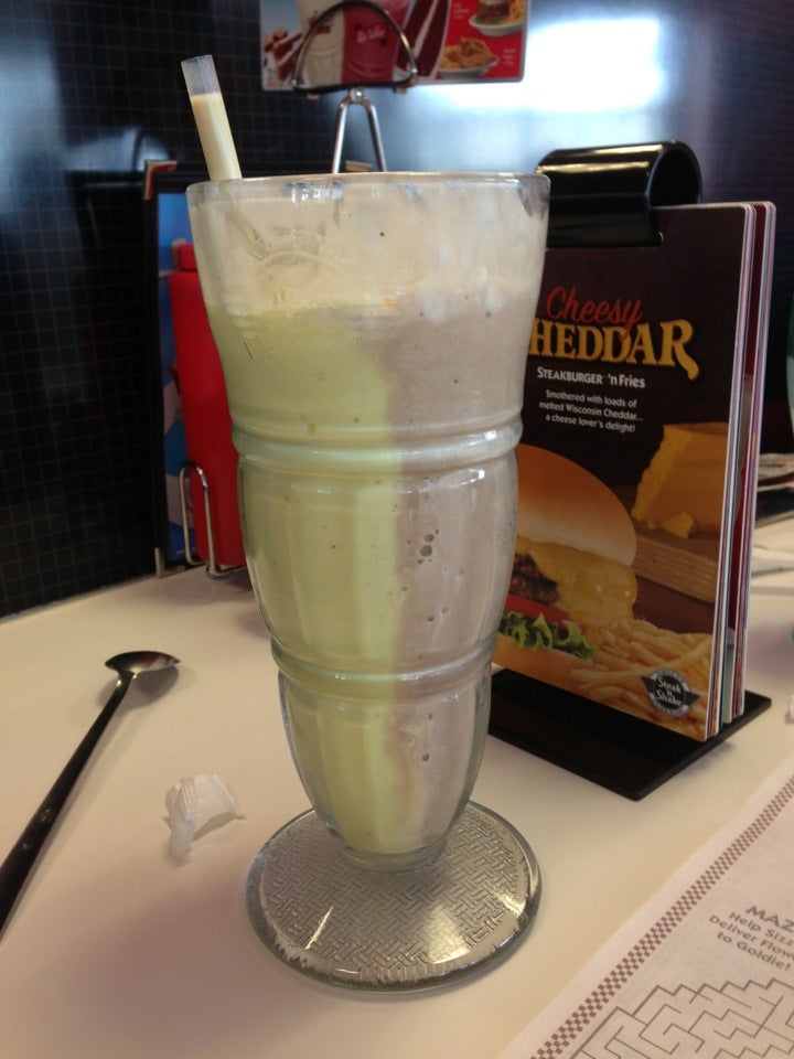 Steak 'n Shake, 290 S Randall Rd, Elgin, IL, Eating places - MapQuest