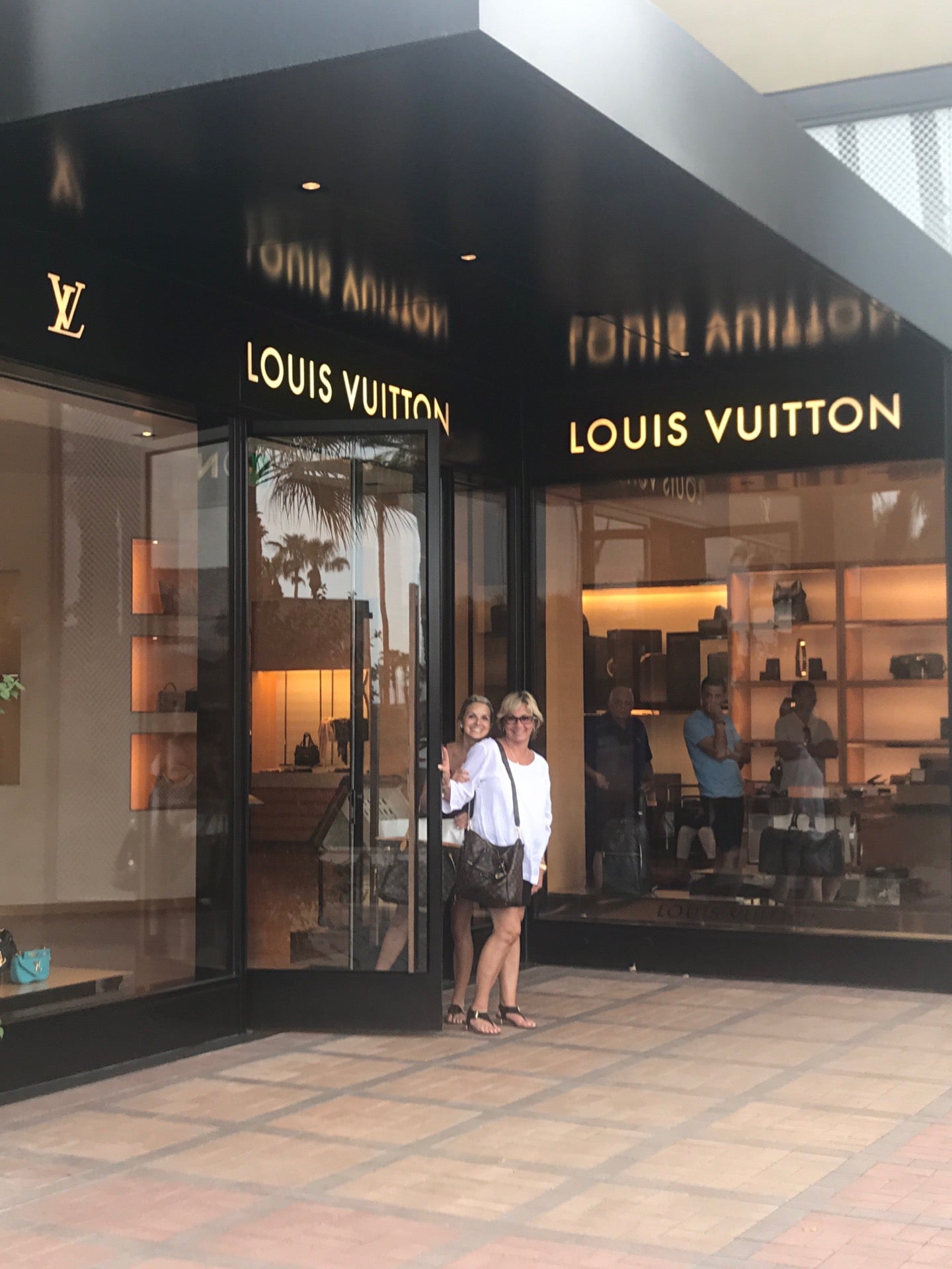 Louis Vuitton Palm Desert, 73545 El Paseo, Level 1, The Gardens on