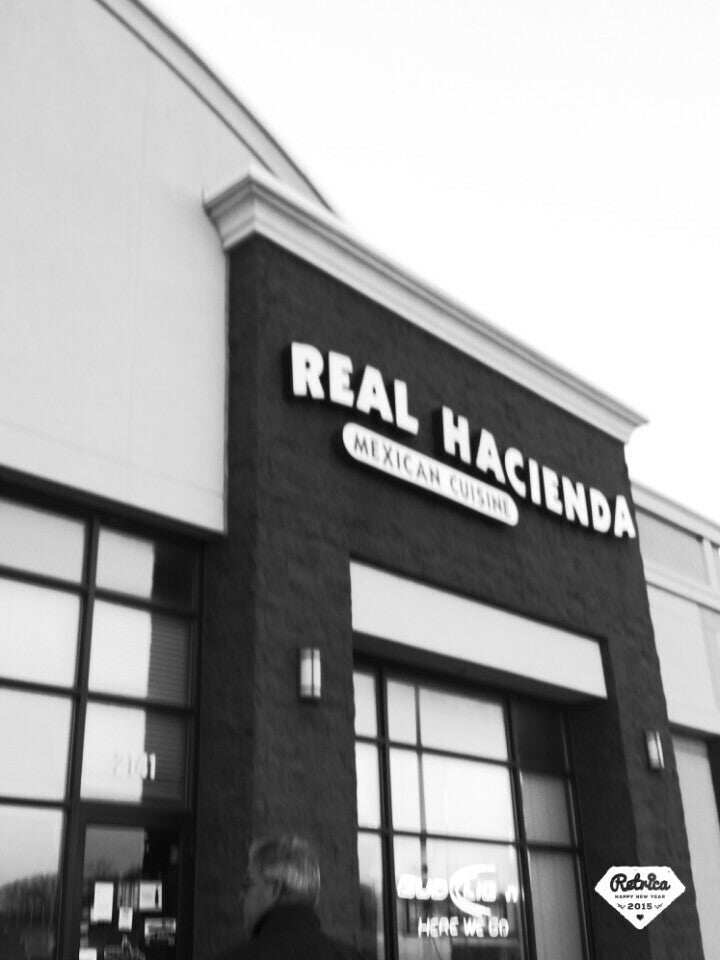 Real Hacienda, 2141 S State Road 46, Terre Haute, IN, Eating places