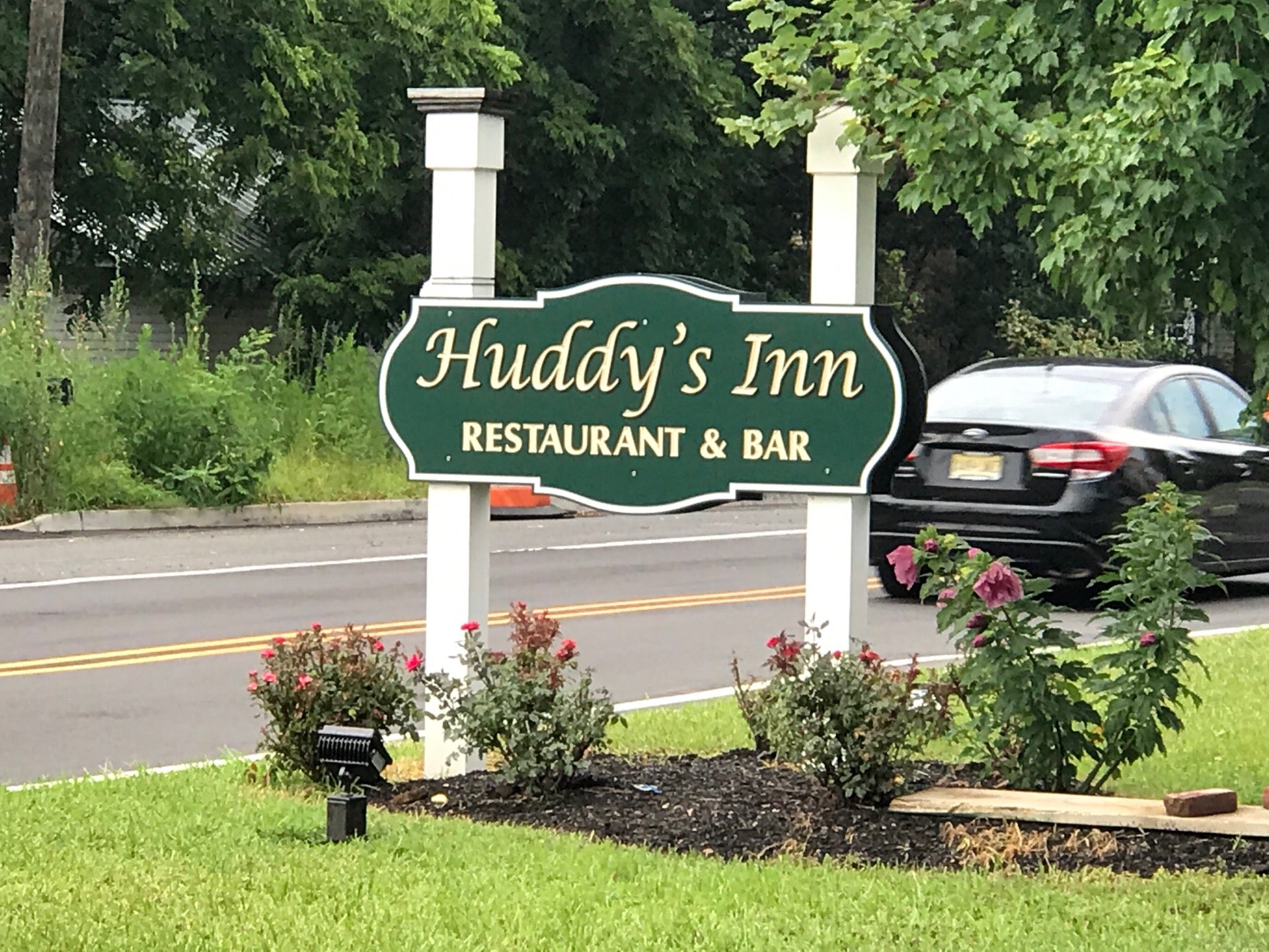 Huddy s Inn 20 County Road 537 E Colts Neck Twp NJ Eating Places 