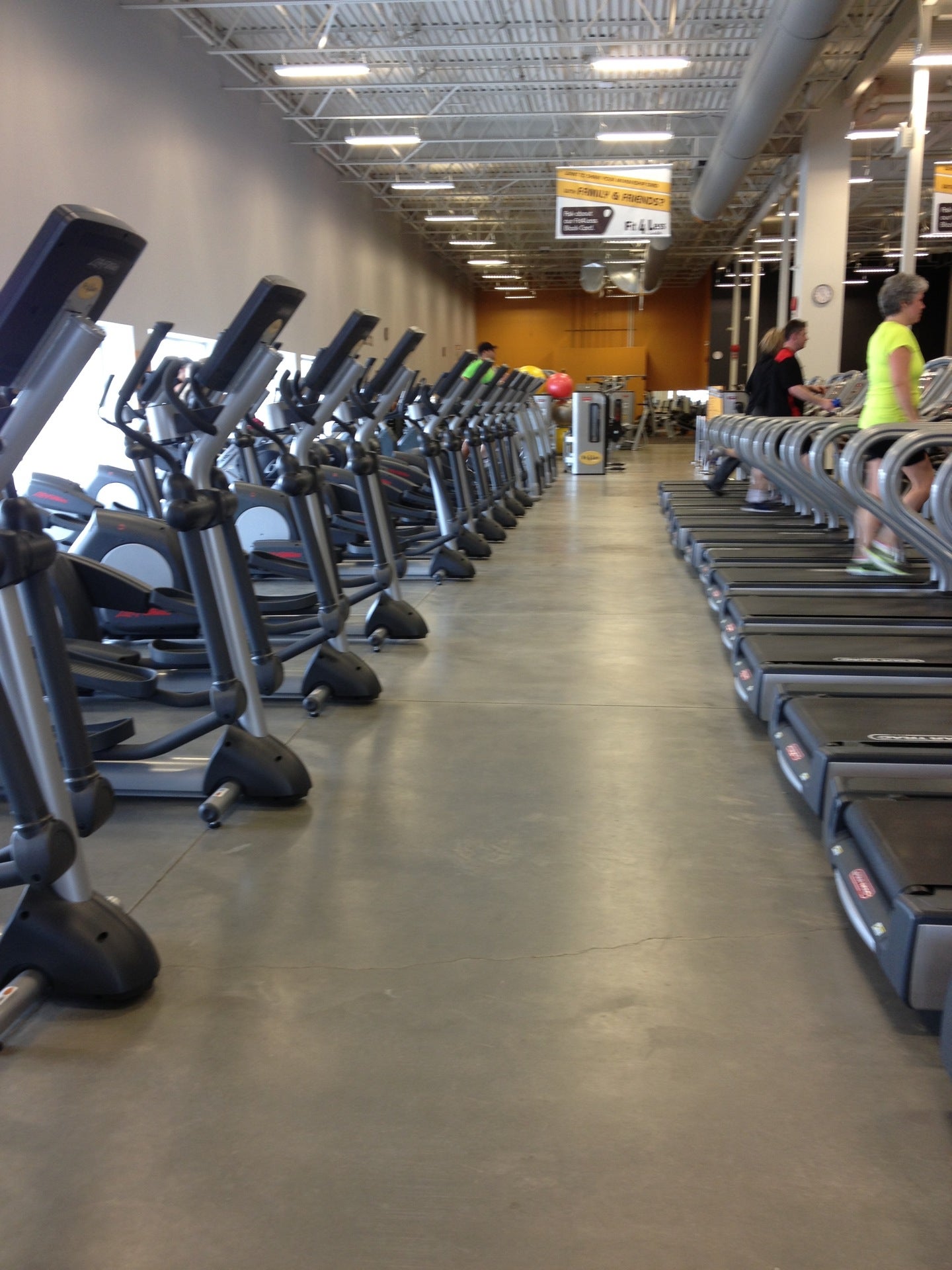 Anytime Fitness, 300 Confederation Dr, Saskatoon, SK S7L 4R6