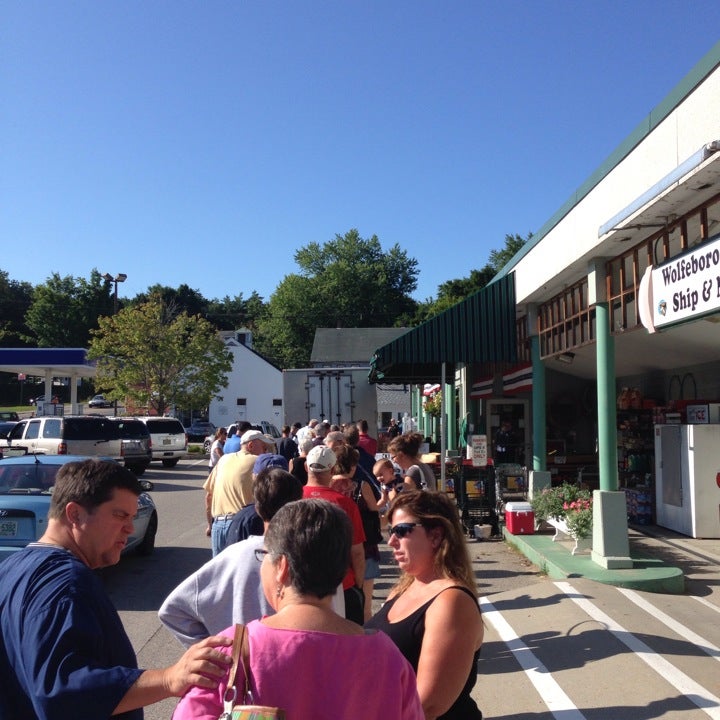 Hunter's Shop 'n Save, 60 S Main St, Wolfeboro, NH, Grocery Stores