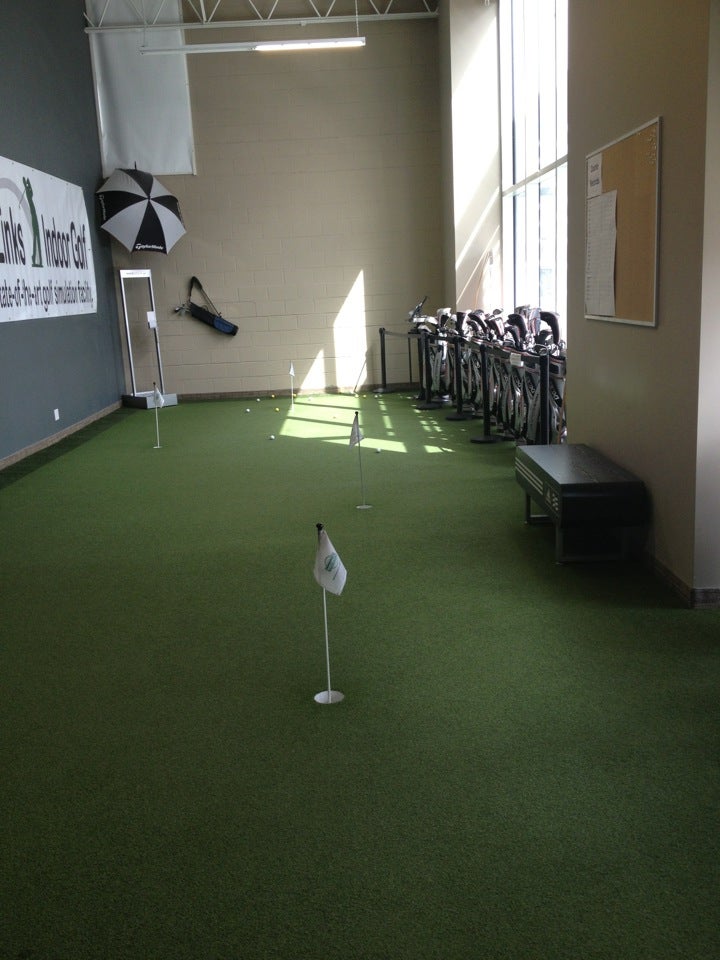 Lakeshore Links Indoor Golf, 750 Lake Shore Blvd E, Toronto, Ontario