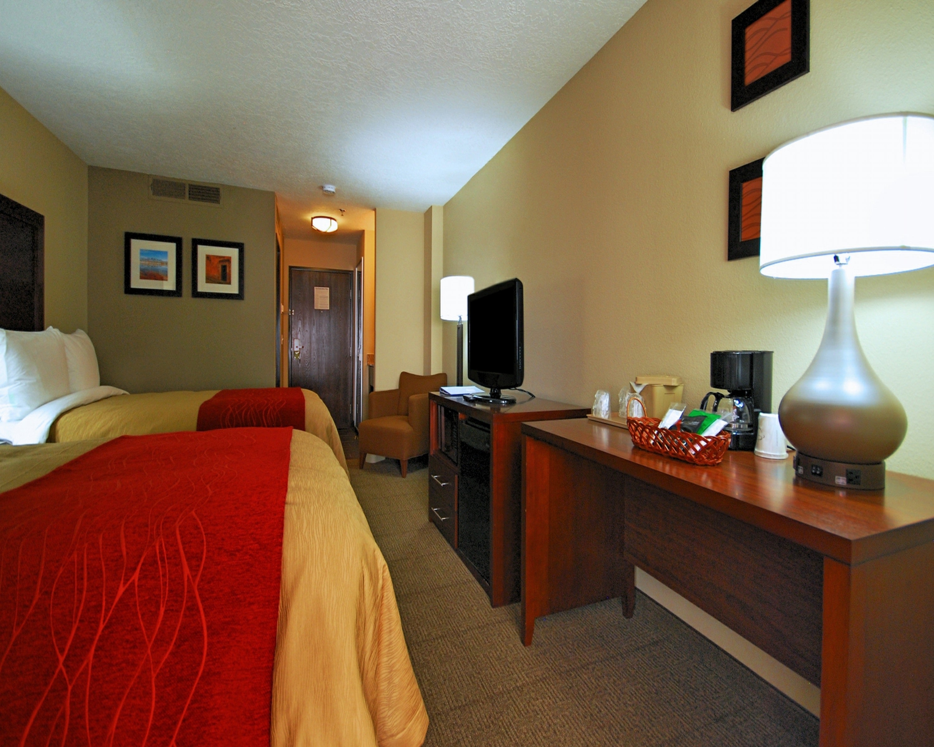 Comfort Inn Albuquerque Airport, 1801 Yale Blvd SE, Albuquerque, New