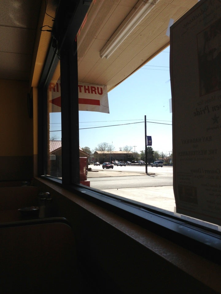 Mel's Diner, 379 E Austin St, Giddings, TX MapQuest